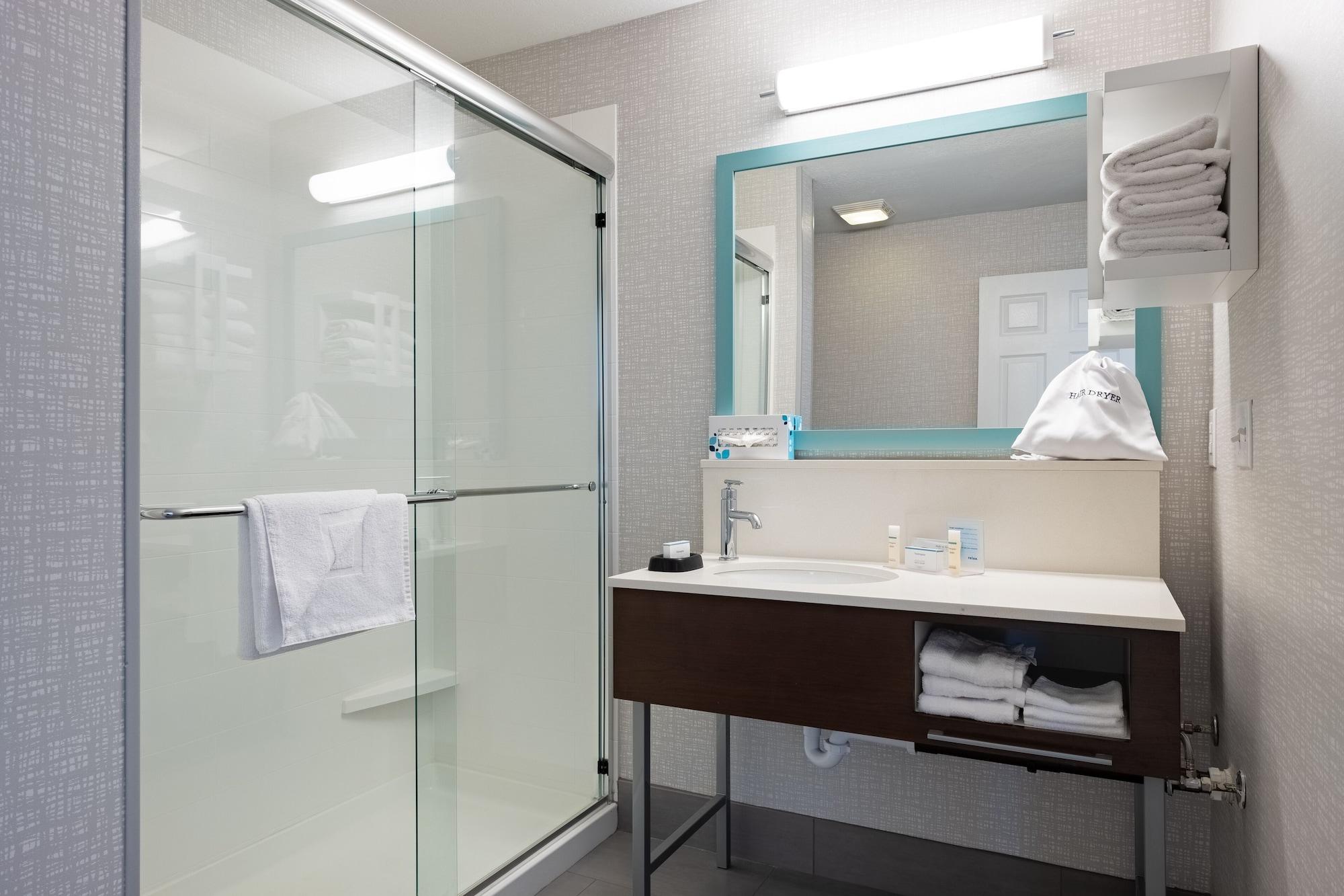 Hampton Inn & Suites Salt Lake City Airport Ngoại thất bức ảnh