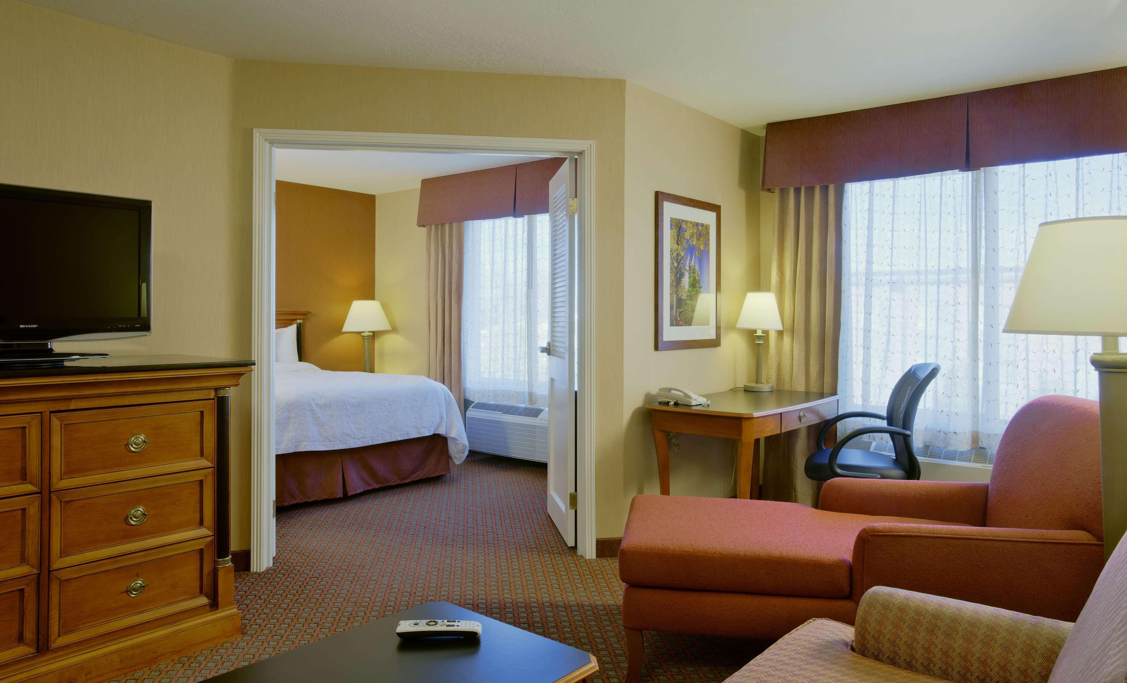 Hampton Inn & Suites Salt Lake City Airport Ngoại thất bức ảnh