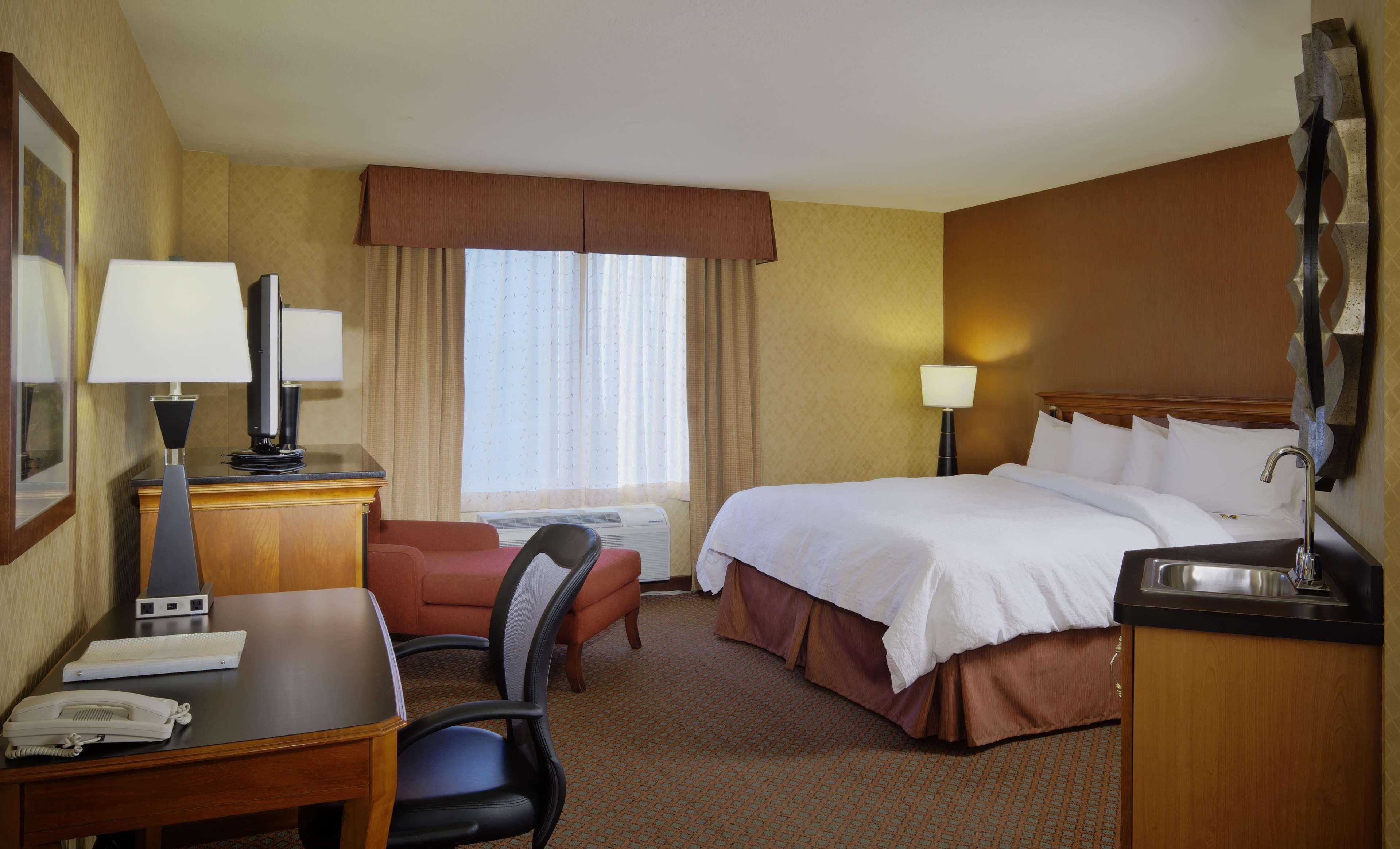 Hampton Inn & Suites Salt Lake City Airport Ngoại thất bức ảnh