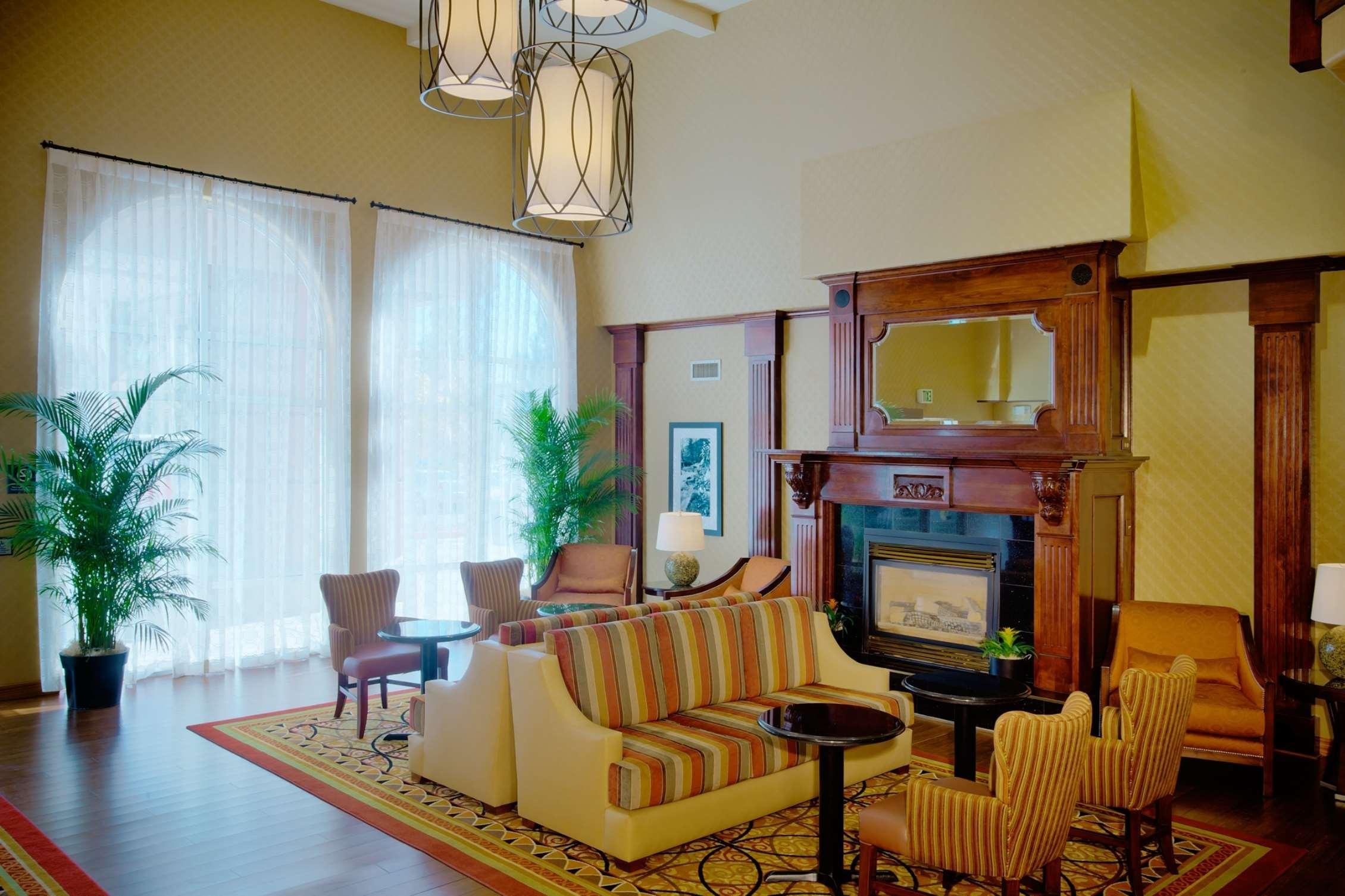 Hampton Inn & Suites Salt Lake City Airport Ngoại thất bức ảnh