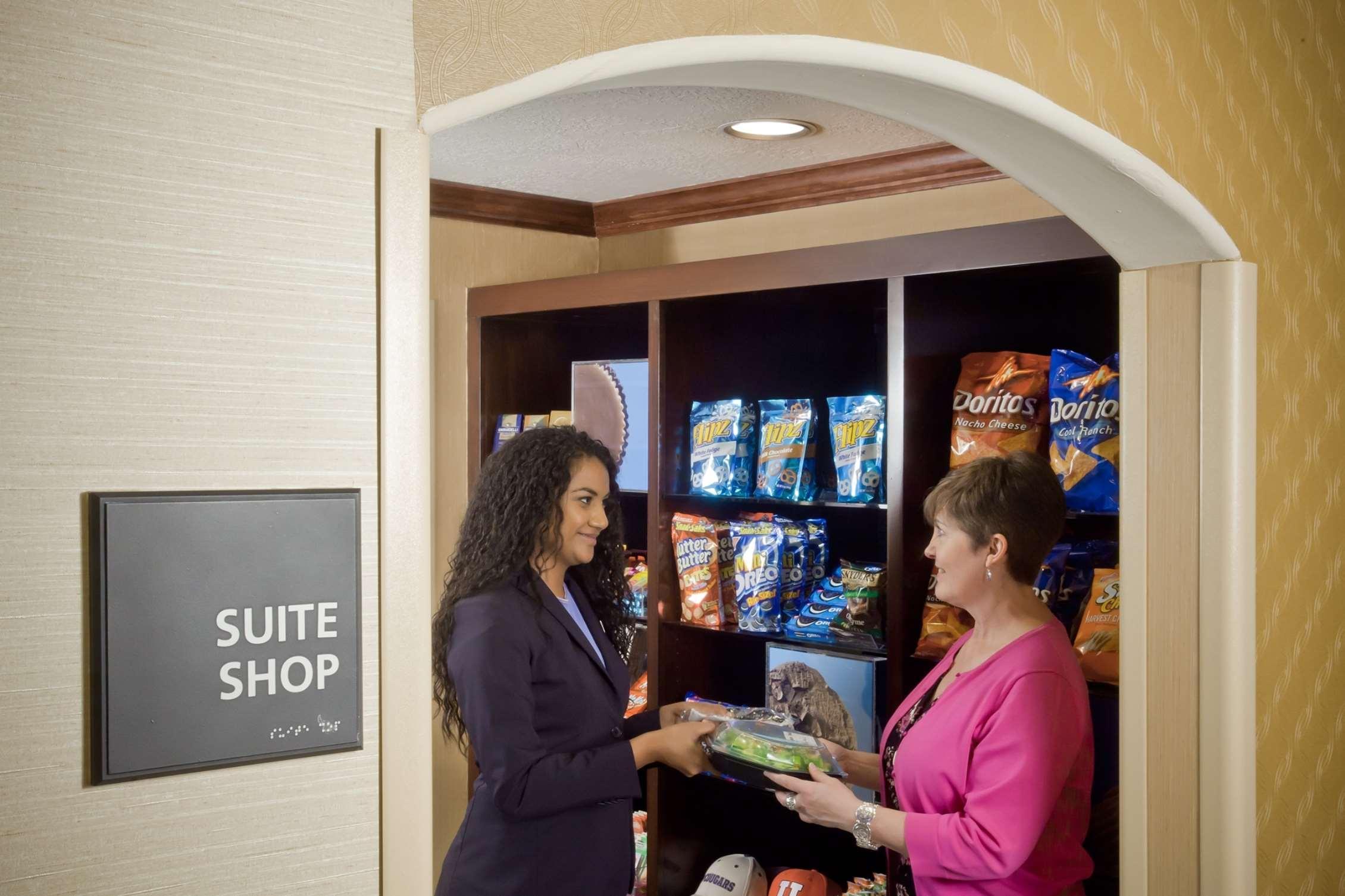 Hampton Inn & Suites Salt Lake City Airport Ngoại thất bức ảnh