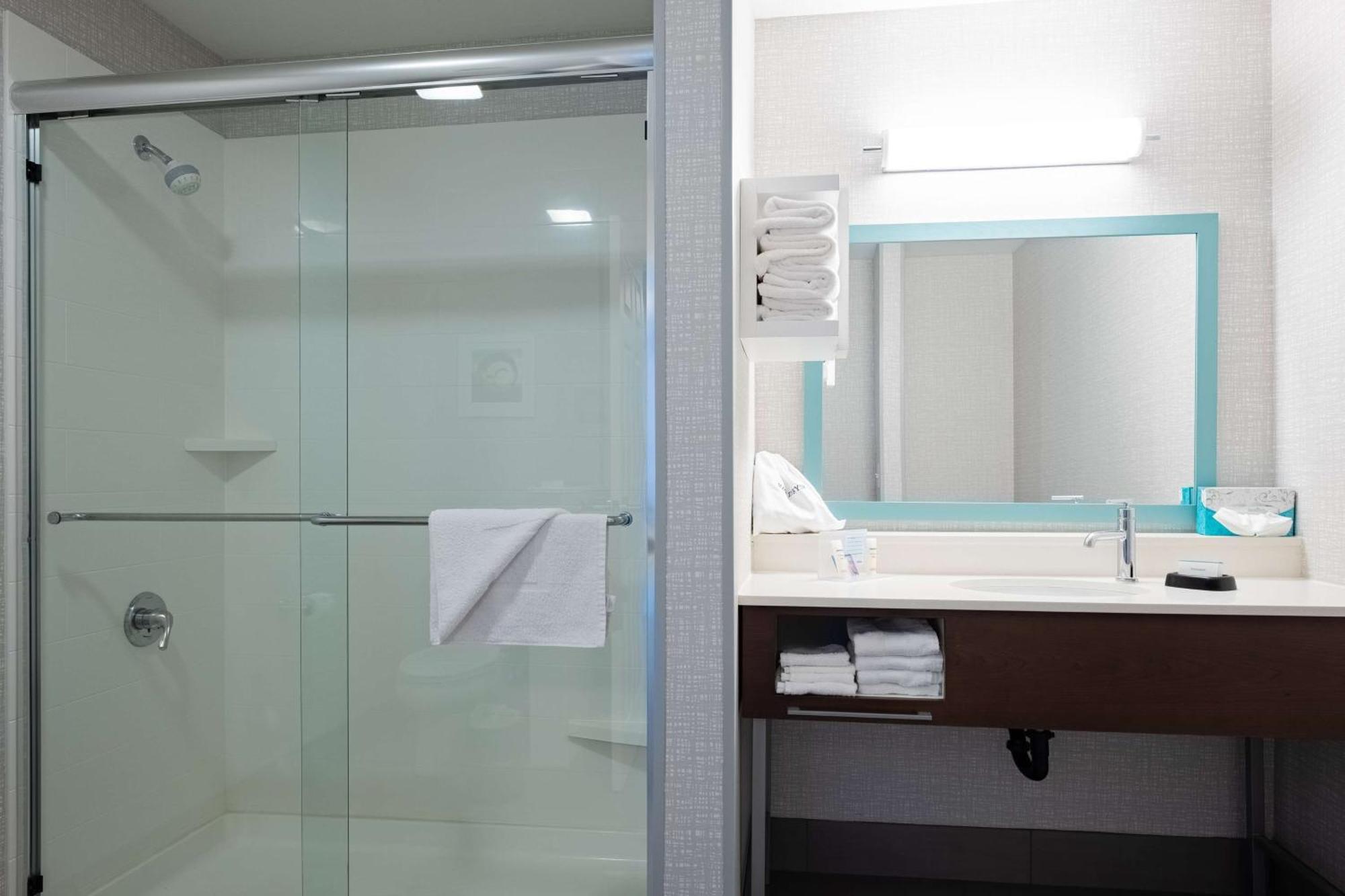 Hampton Inn & Suites Salt Lake City Airport Ngoại thất bức ảnh