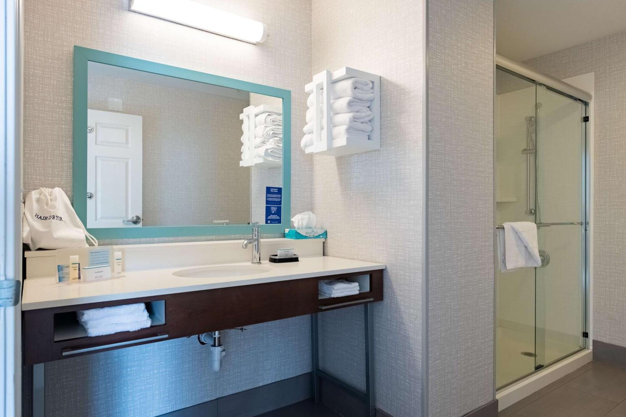 Hampton Inn & Suites Salt Lake City Airport Ngoại thất bức ảnh