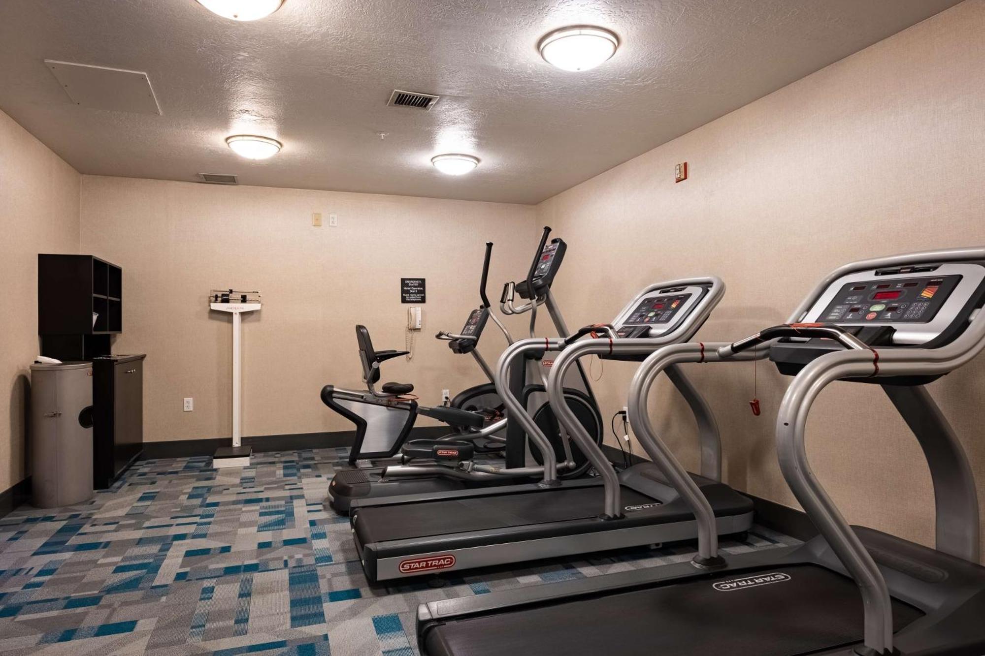 Hampton Inn & Suites Salt Lake City Airport Ngoại thất bức ảnh