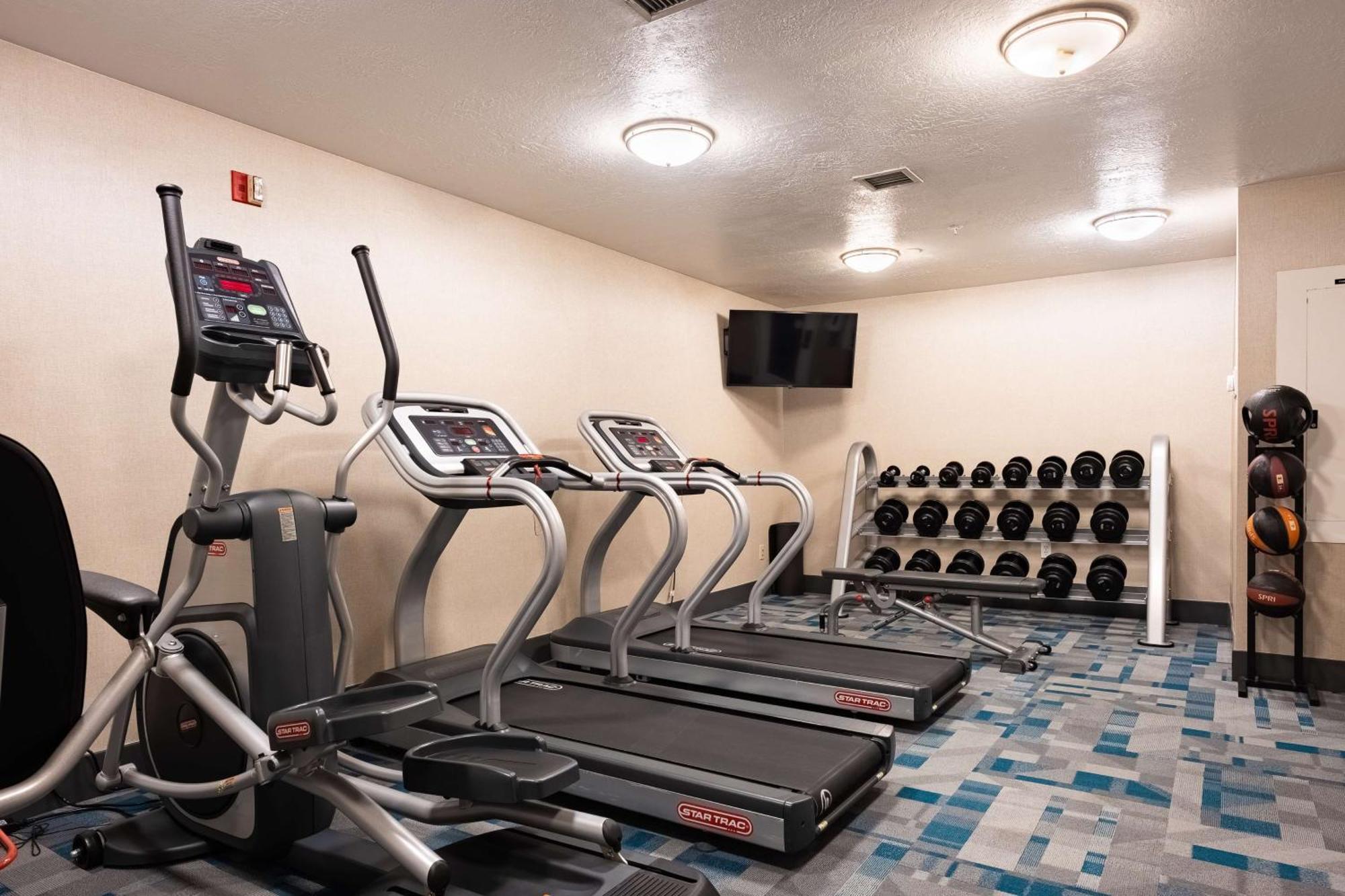 Hampton Inn & Suites Salt Lake City Airport Ngoại thất bức ảnh