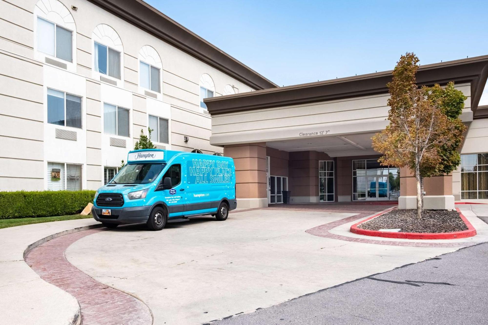 Hampton Inn & Suites Salt Lake City Airport Ngoại thất bức ảnh